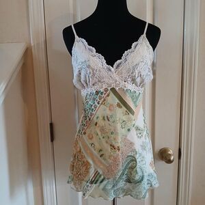 Y2K VTG floral patchwork baby doll spaghetti strap v neck lace ribbon tie back